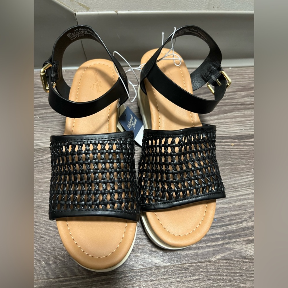 COPY - COPY - Woman’s wedges size 11